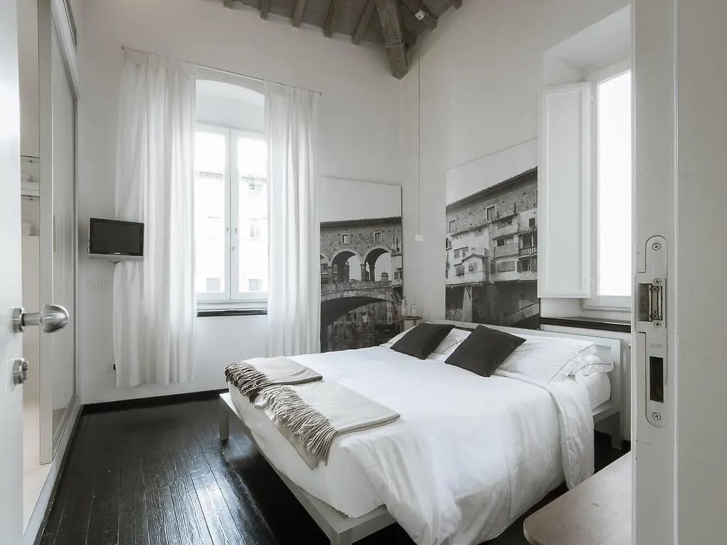 Apartments Florence-Floroom Pavone 0*, Florence