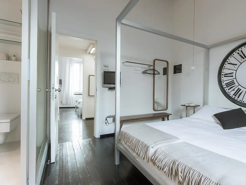 Apartments Florence-Floroom Pavone 0*, Флоренция